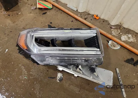 2020 GMC Acadia Denali z USA, uszkodzony, nr VIN 1GKKNXLS4LZ187750